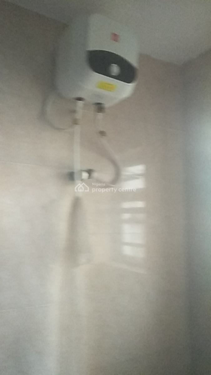 Luxury Spacious 2 Bedroom Flat, New Garage, Ifako, Gbagada, Lagos, Flat / Apartment for Rent