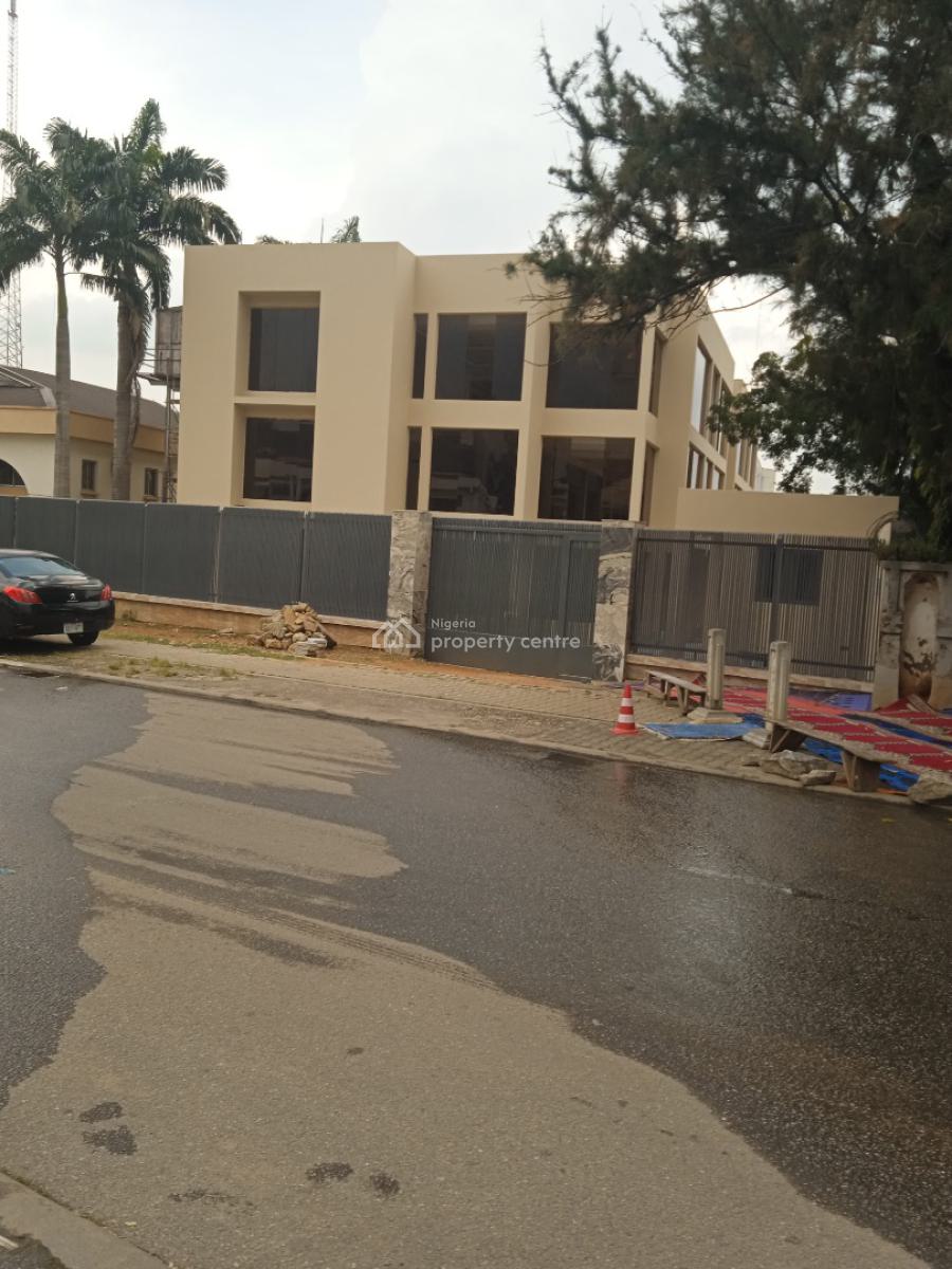 Newly Built Commercial Mall, Wuse 2, Abuja, Plaza / Complex / Mall for Sale
