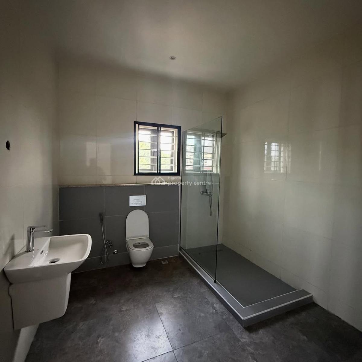 5 Bedroom Semi-detached Duplex 2 Rooms Bq, Asokoro District, Abuja, Semi-detached Duplex for Sale