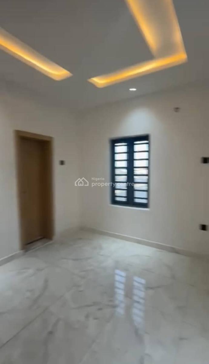 Lovely 3 Bedroom Flat, Aguda, Surulere, Lagos, Flat / Apartment for Rent