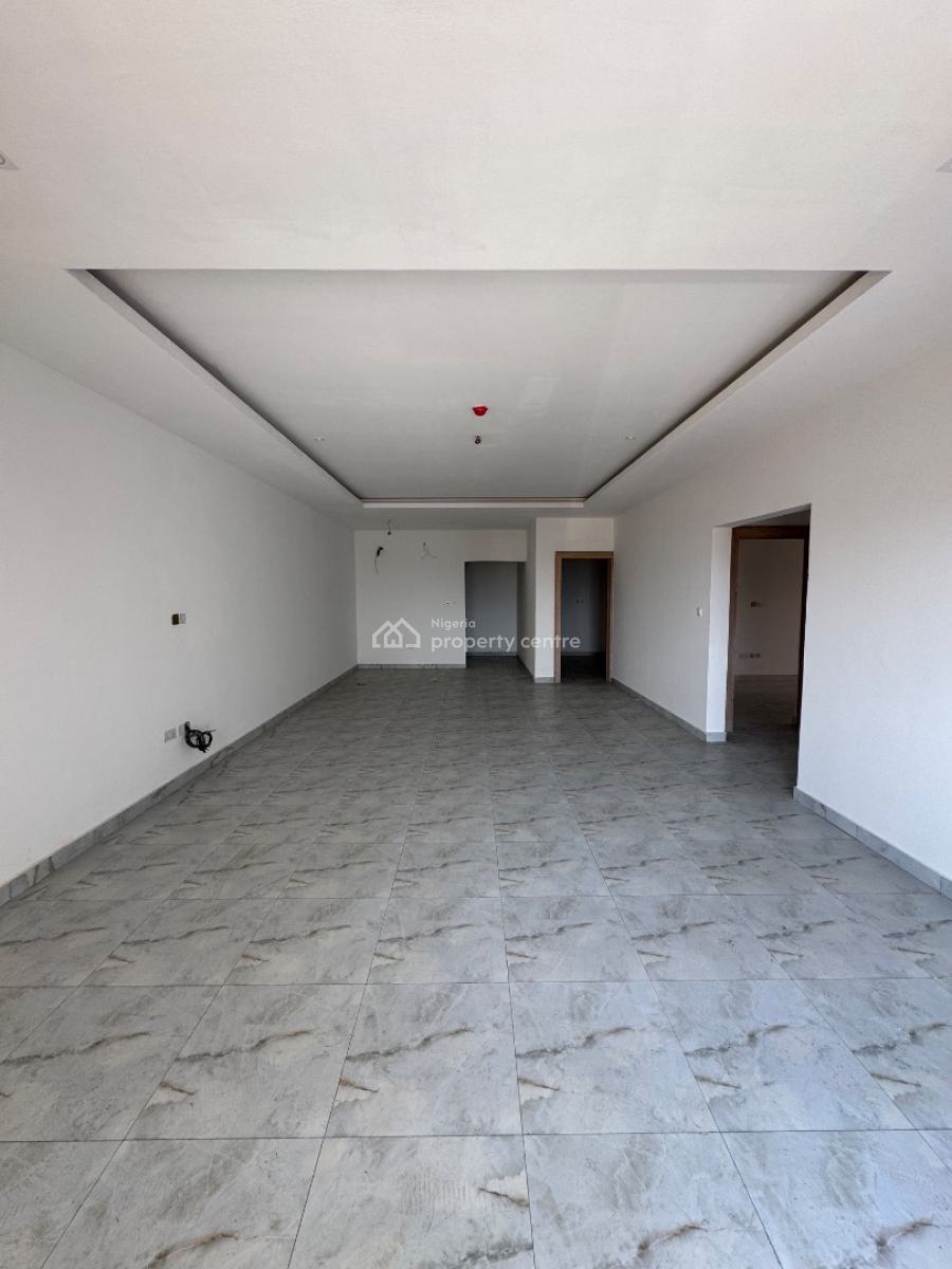 Spacious 3 Bedroom Flat with Elevator and Pool, Lekki Phase 1, Lekki, Lagos, Block of Flats for Sale