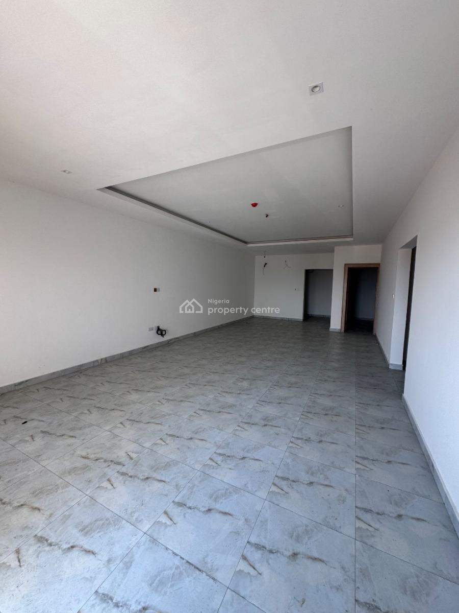 Spacious 3 Bedroom Flat with Elevator and Pool, Lekki Phase 1, Lekki, Lagos, Block of Flats for Sale