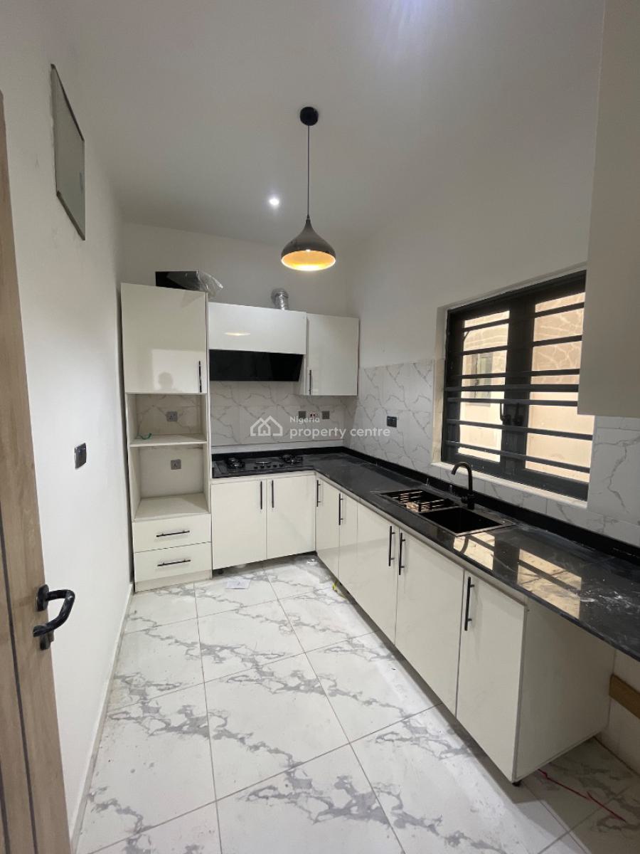 Luxury 2-bedroom Apartment with Pool, Gym & 24/7 Power, 2nd Toll Gate, Lekki Phase 2, Lekki, Lagos, Flat / Apartment for Sale