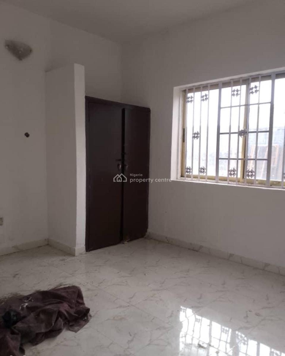 Room Self Contain with Car Park, Fadeyi, Shomolu, Lagos, Self Contain (single Rooms) for Rent