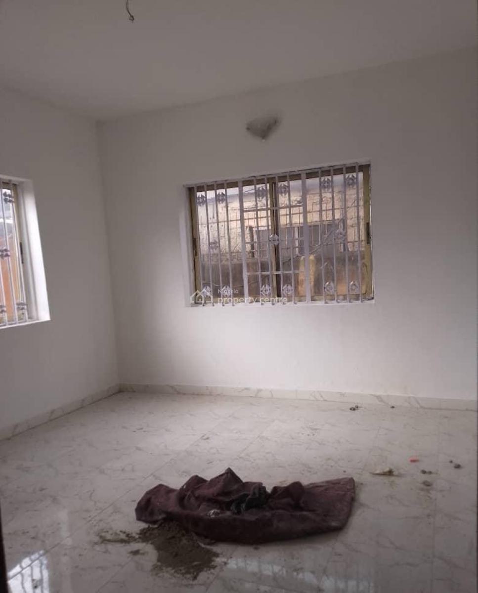 Room Self Contain with Car Park, Fadeyi, Shomolu, Lagos, Self Contain (single Rooms) for Rent