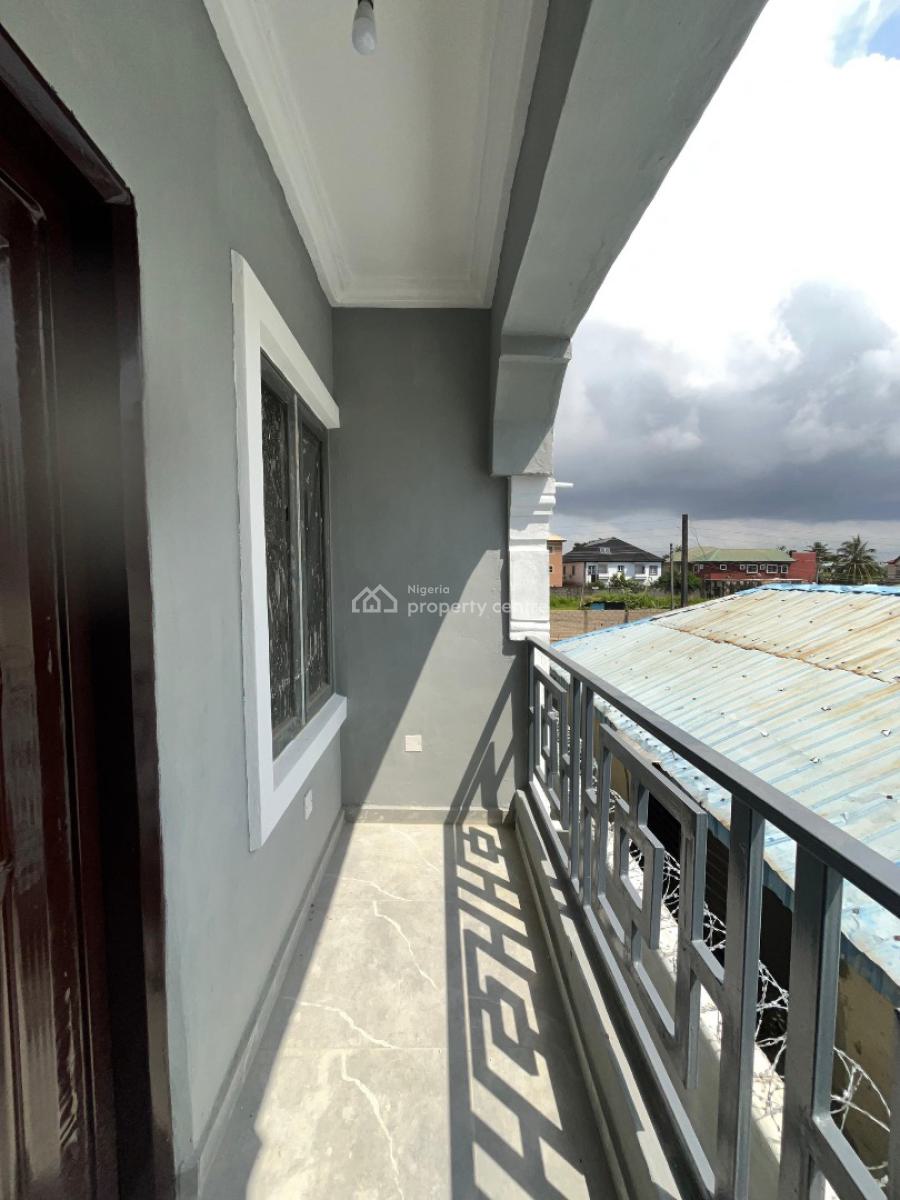 Clean and Spacious 3 Bedroom Duplex Available, Off Mobile Road, Ilaje, Ajah, Lagos, Semi-detached Duplex for Rent