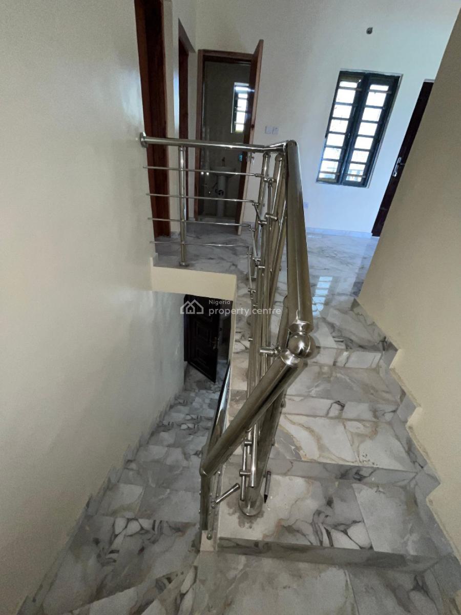 Clean and Spacious 3 Bedroom Duplex Available, Off Mobile Road, Ilaje, Ajah, Lagos, Semi-detached Duplex for Rent