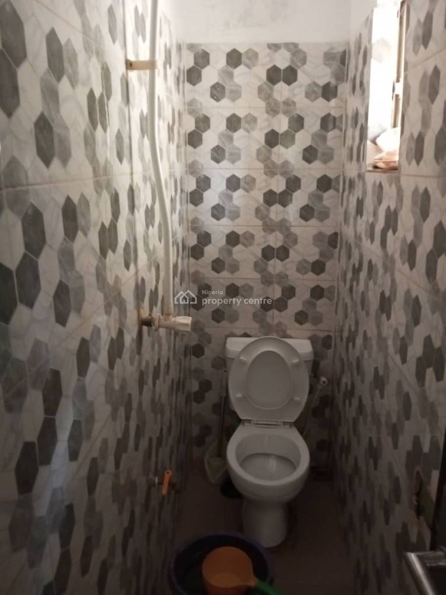 1 Bedroom, Ologolo, Lekki, Lagos, Mini Flat (room and Parlour) for Rent