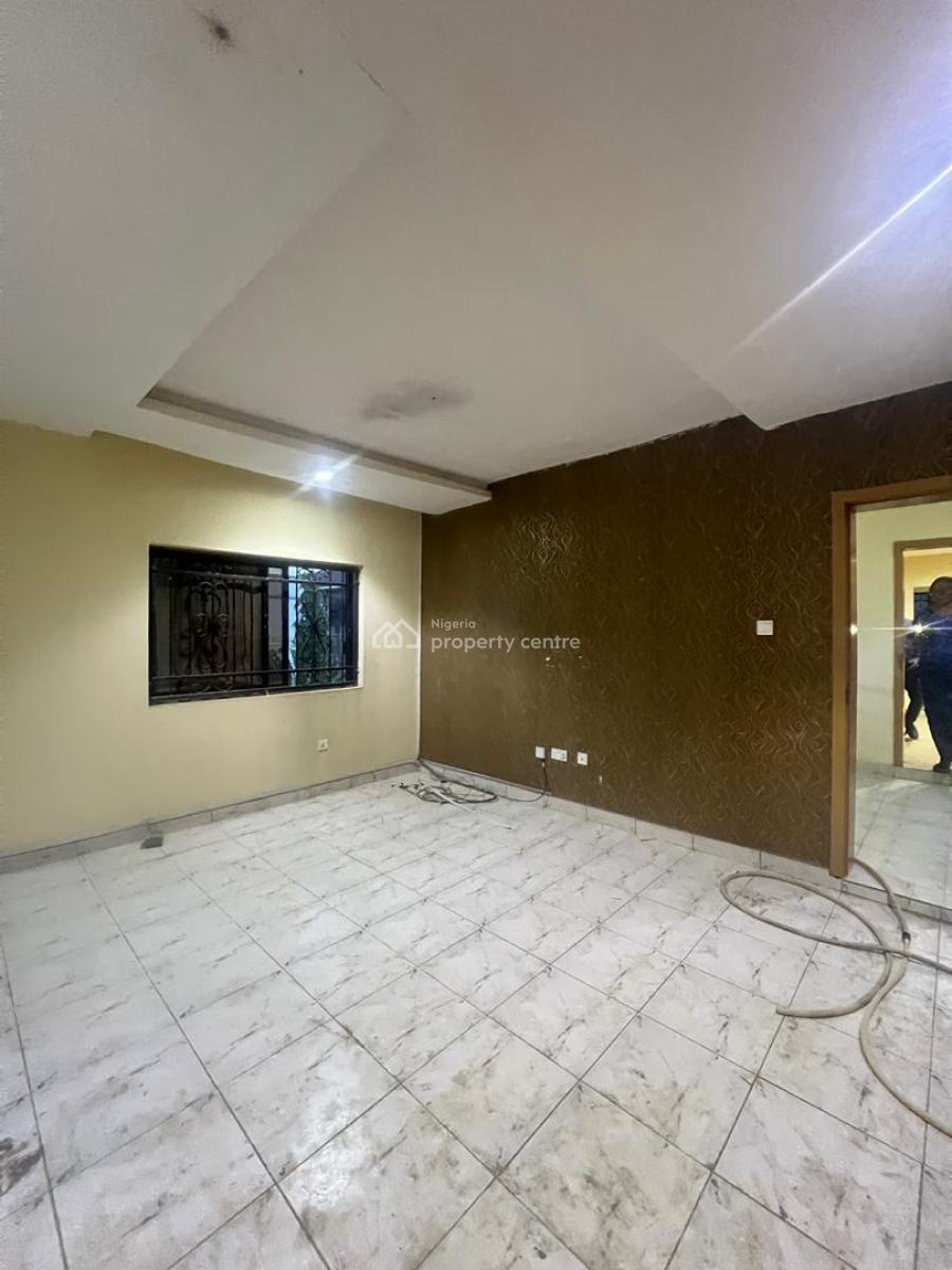 Luxury 4 Bedroom Terrace , Corner Piece, Guzape Main, Guzape District, Abuja, Terraced Duplex for Rent