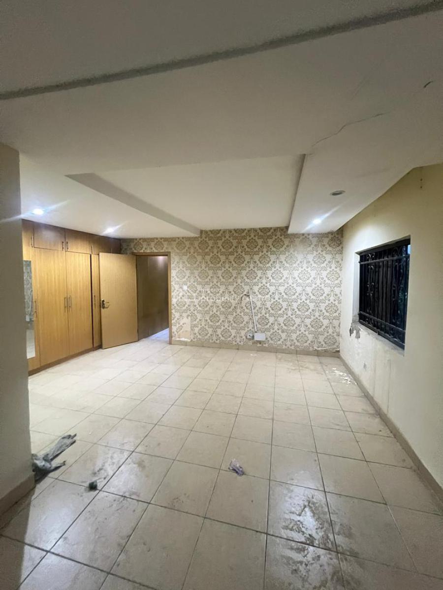 Luxury 4 Bedroom Terrace , Corner Piece, Guzape Main, Guzape District, Abuja, Terraced Duplex for Rent