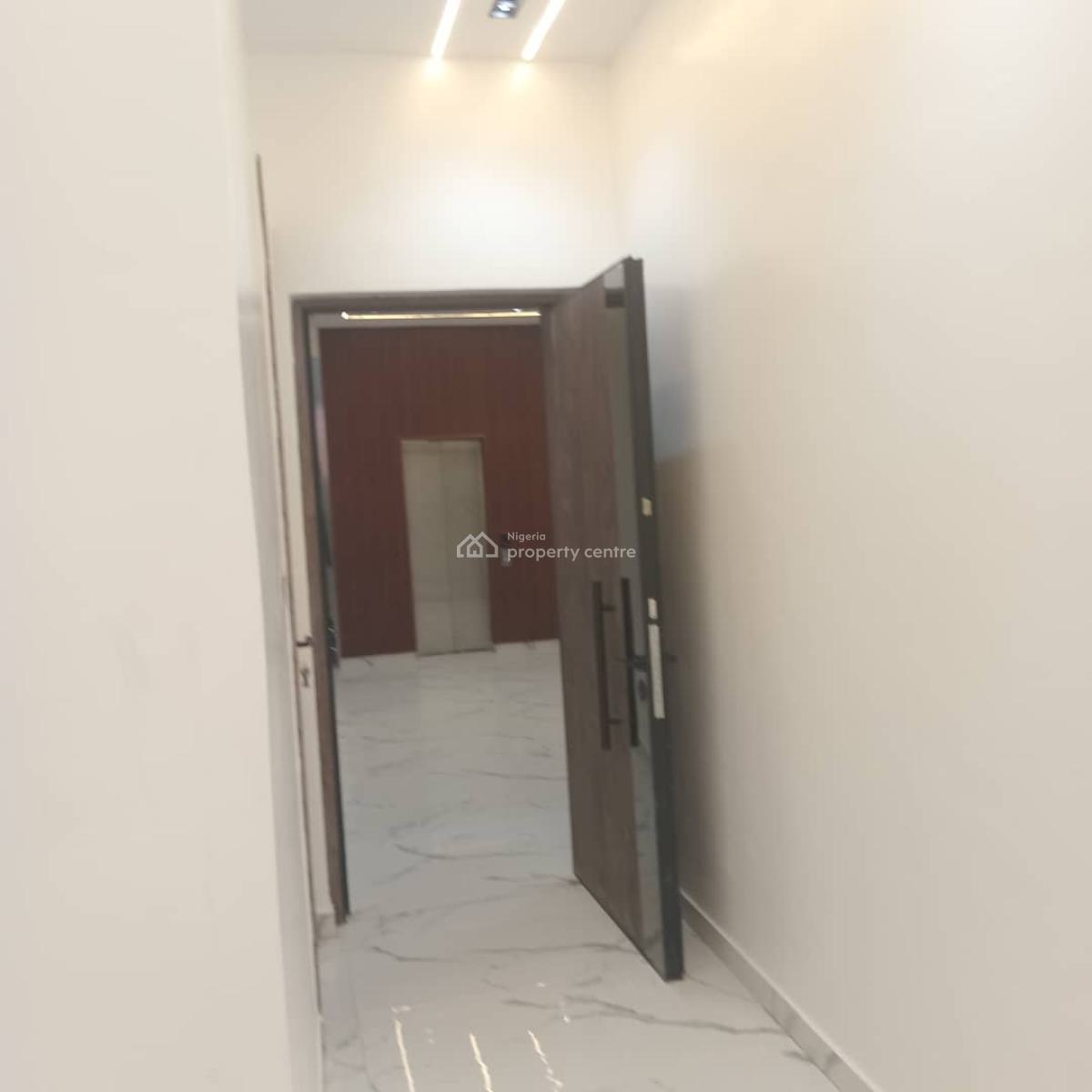 3 Bedrooms Luxury Serviced Apartment, Off Admiralty Way, Lekki Phase 1, Lekki, Lagos, Flat / Apartment for Rent