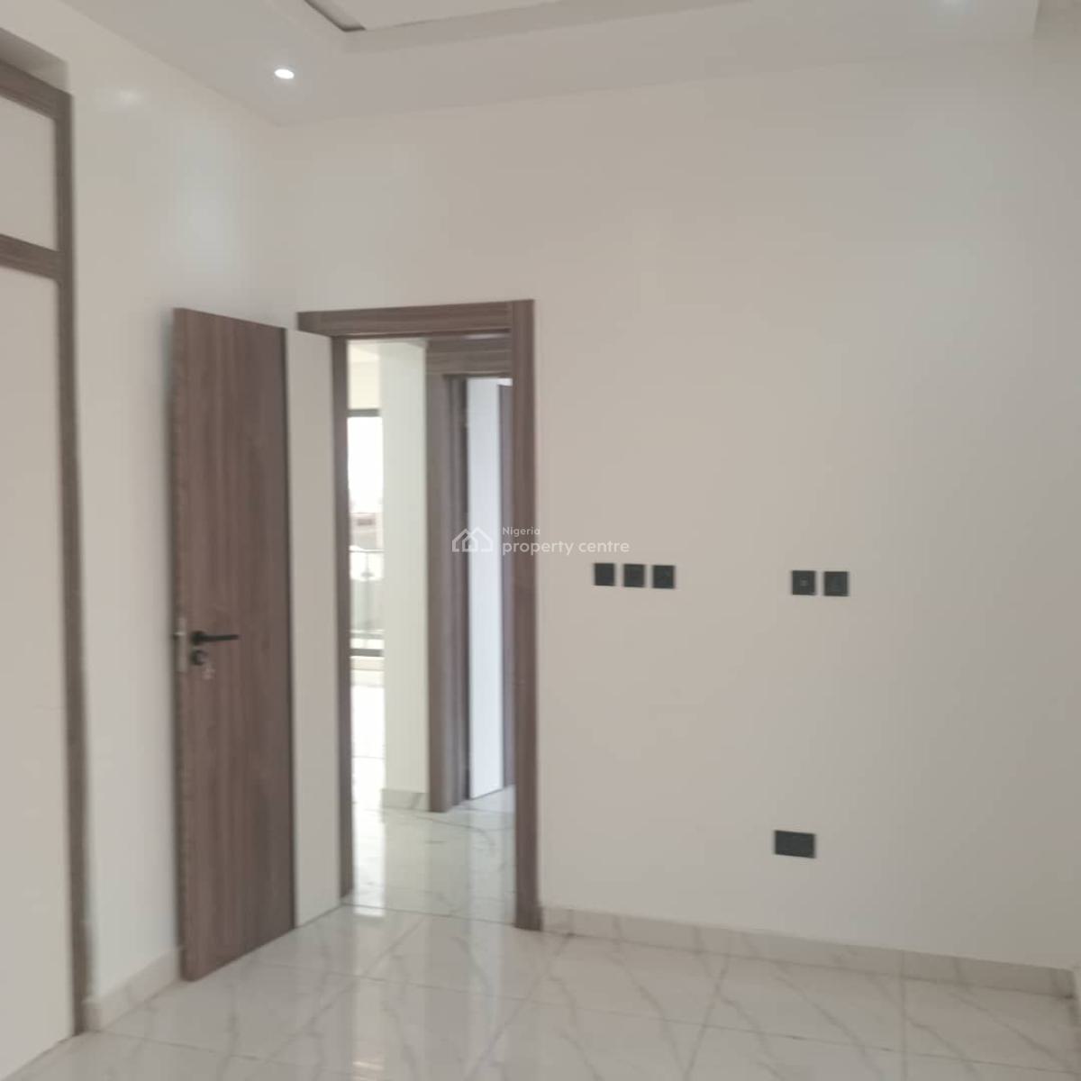 3 Bedrooms Luxury Serviced Apartment, Off Admiralty Way, Lekki Phase 1, Lekki, Lagos, Flat / Apartment for Rent