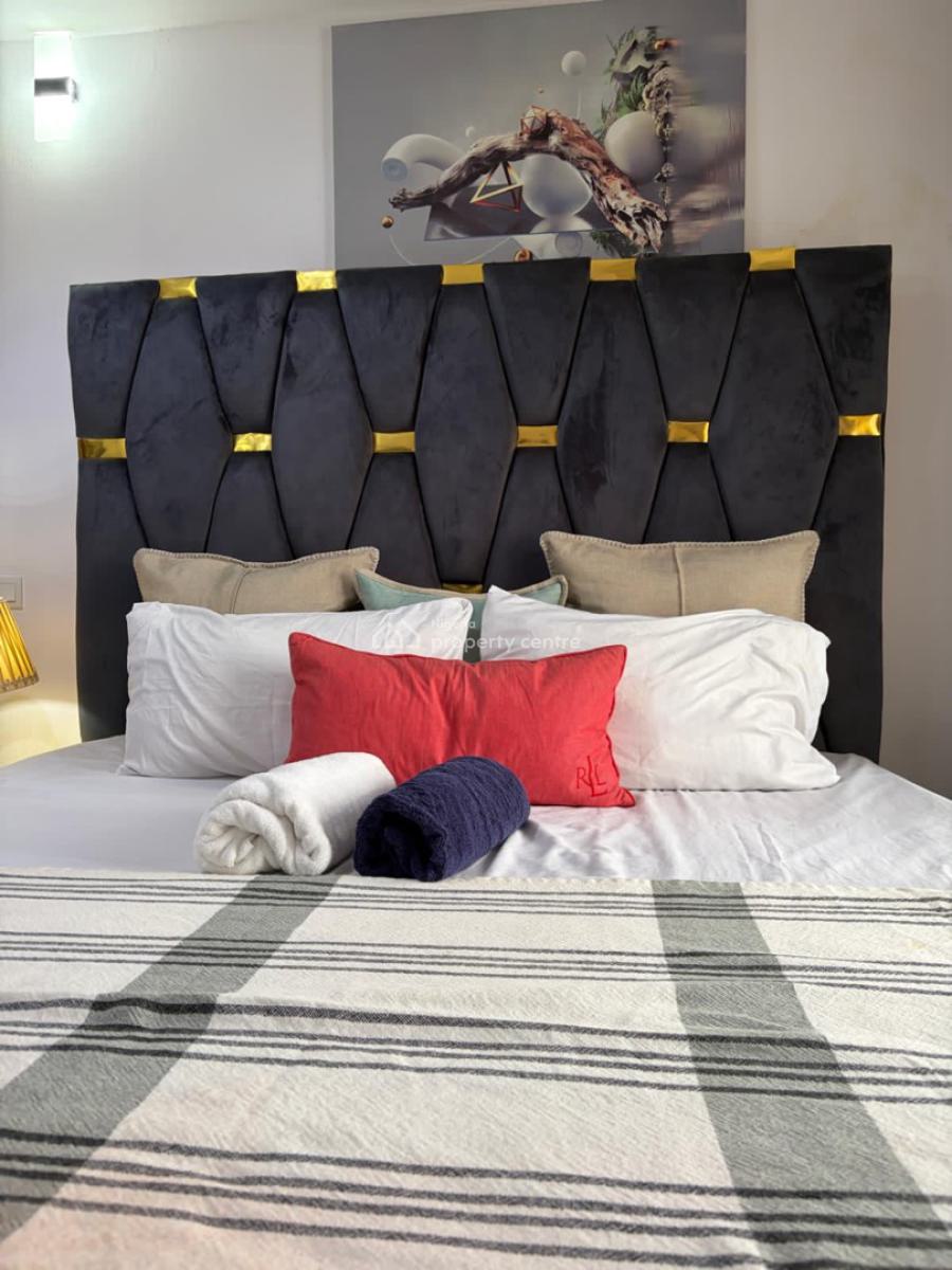 2 Bedroom Apartment En-suite, Ikota, Lekki, Lagos, Flat / Apartment Short Let