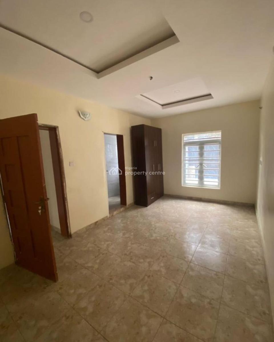 Lovely and Spacious 2 Bedroom Flat on The 4th Floor, By Meadow School, Ikate, Lekki, Lagos, Flat / Apartment for Rent