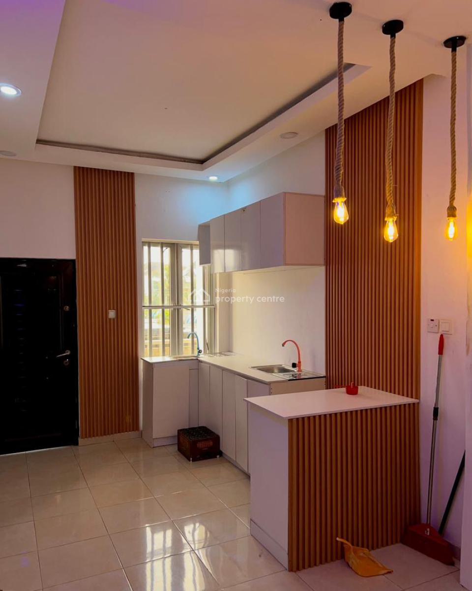Masters Bedroom Available, Oral Estate, Lekki, Lagos, Flat / Apartment for Rent