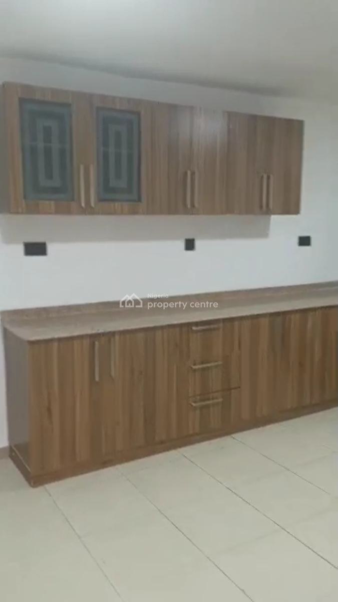 3 Bedroom Apartment, Ikeja Gra, Ikeja, Lagos, Office Space for Rent