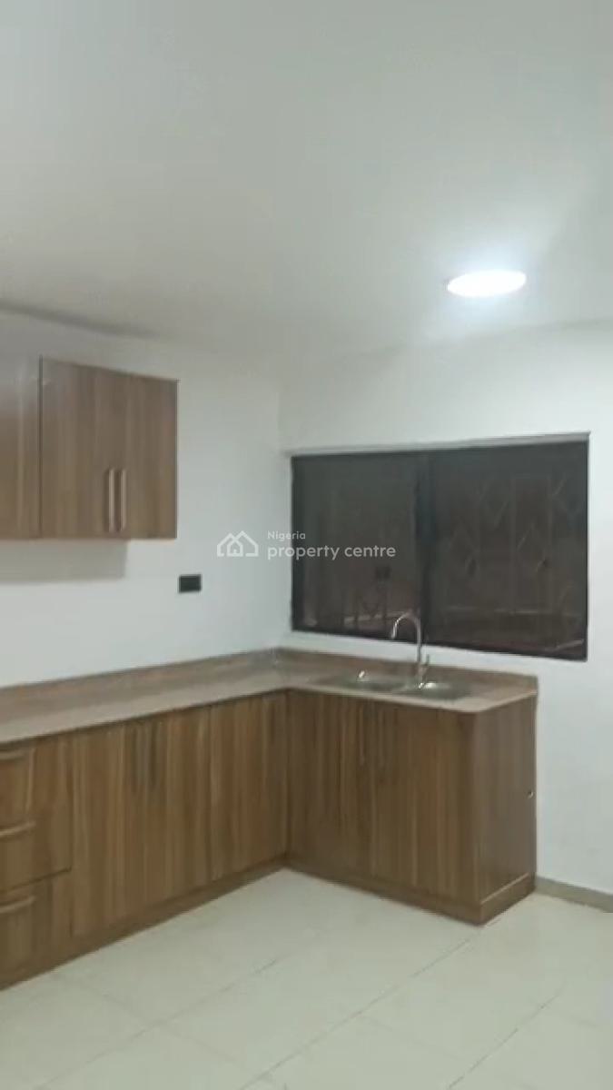 3 Bedroom Apartment, Ikeja Gra, Ikeja, Lagos, Office Space for Rent