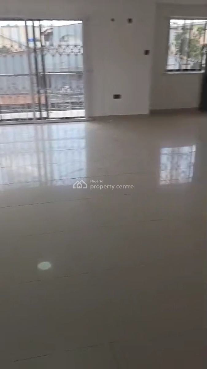3 Bedroom Apartment, Ikeja Gra, Ikeja, Lagos, Office Space for Rent