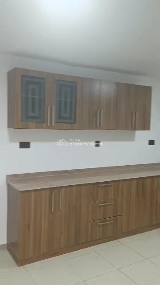 3 Bedroom Apartment, Ikeja Gra, Ikeja, Lagos, Office Space for Rent