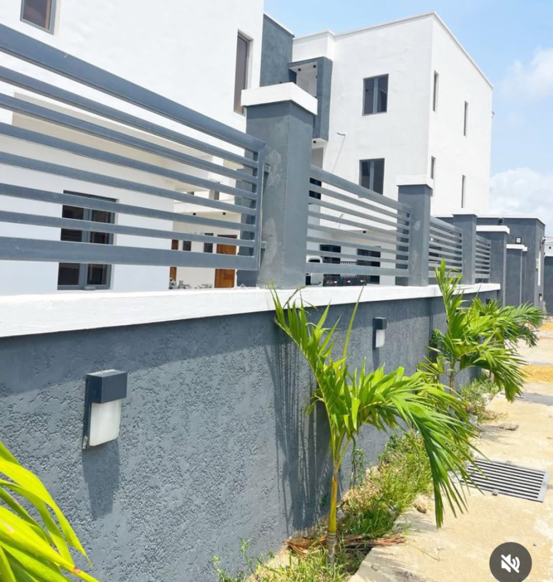 Fully Service 4 Bedroom Terrace Duplex with Bq at Lekki Phase 1, Lekki Phase 1, Lekki, Lagos, Terraced Duplex for Rent