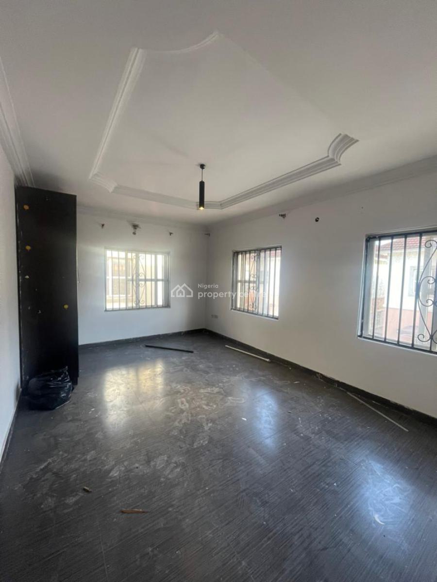 Spacious Master Bedroom, Chevy View Estate Chevron, Lekki, Lagos, Flat / Apartment for Rent