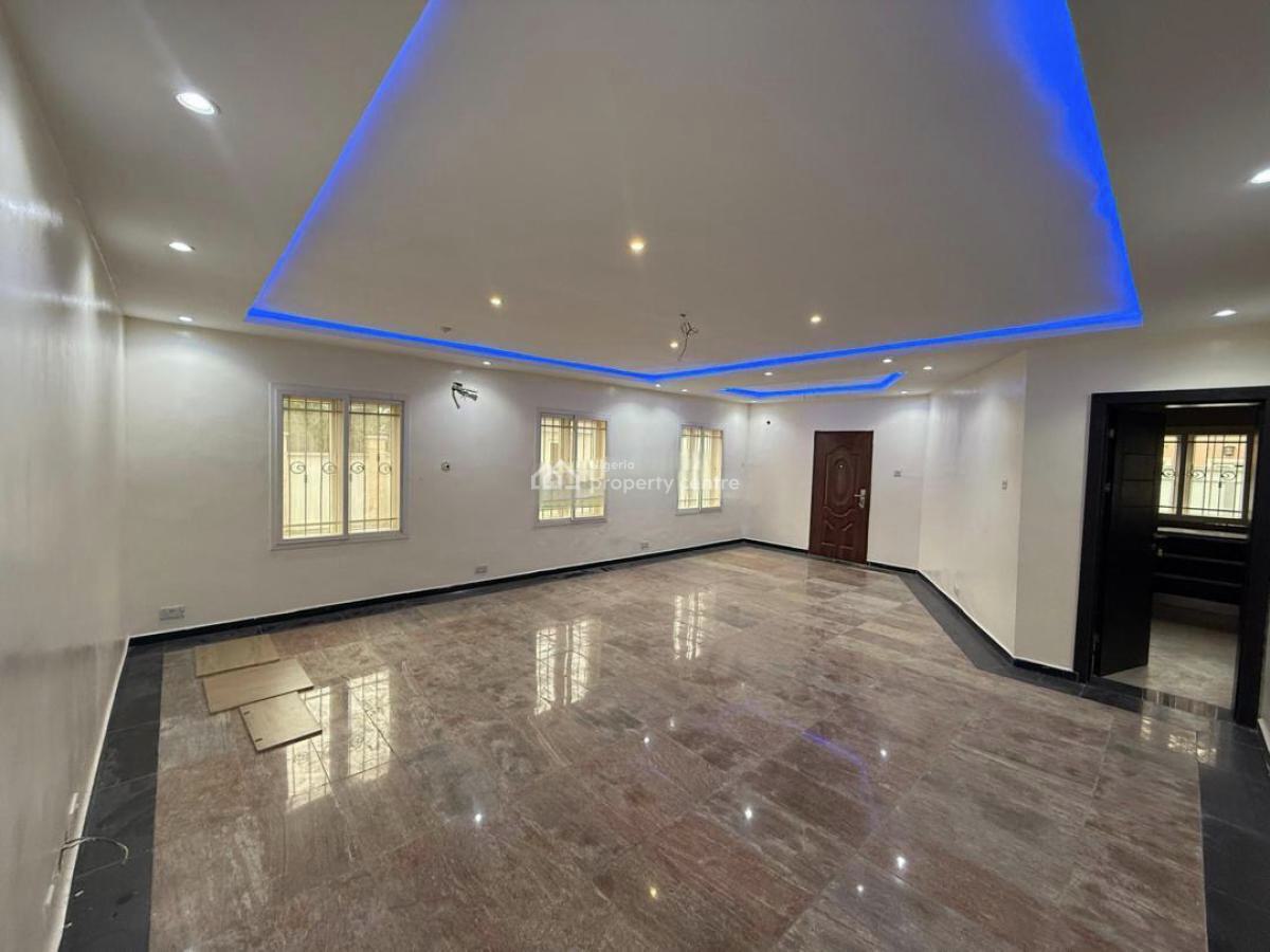 Self Service 3 Bedroom Flat with Bq, Off Admiralty Road, Lekki Phase 1, Lekki, Lagos, Flat / Apartment for Rent