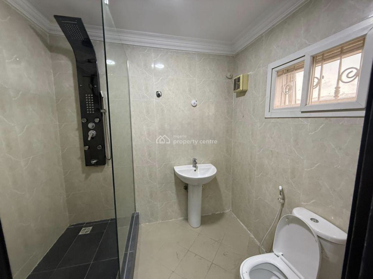 Self Service 3 Bedroom Flat with Bq, Off Admiralty Road, Lekki Phase 1, Lekki, Lagos, Flat / Apartment for Rent