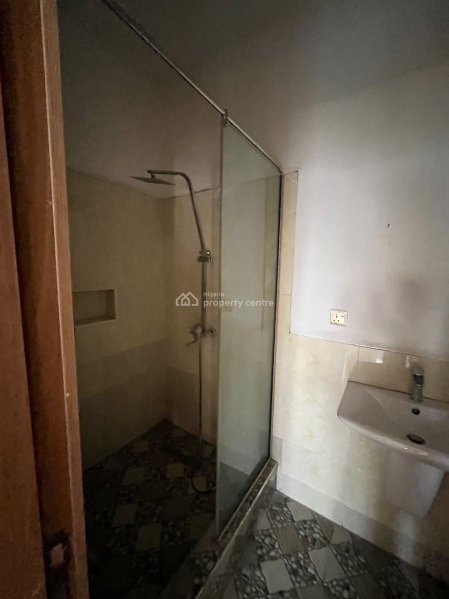 Lovely Beautiful Very Spacious 2 Bedroom Flat in a Fully Serviced Estate, Abraham Adesanya, Ajah, Lagos, Flat / Apartment for Rent