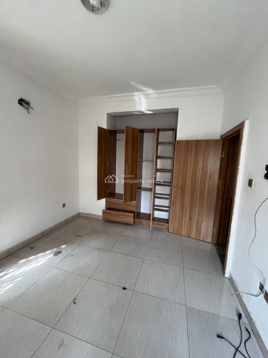 Lovely Beautiful Very Spacious 2 Bedroom Flat in a Fully Serviced Estate, Abraham Adesanya, Ajah, Lagos, Flat / Apartment for Rent