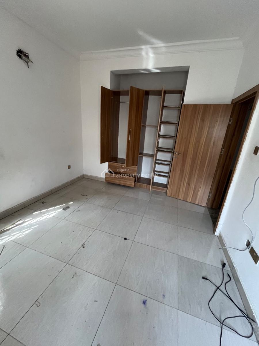 Lovely Beautiful Very Spacious 2 Bedroom Flat in a Fully Serviced Estate, Abraham Adesanya, Ajah, Lagos, Flat / Apartment for Rent