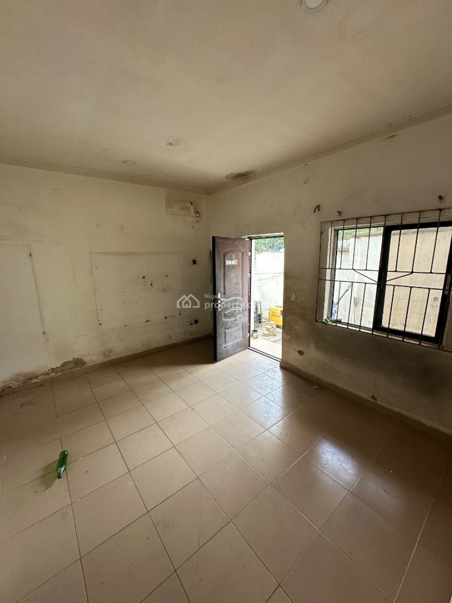 a Standard Self Contain Apartment in a Decent Neighborhood, Setraco Second Avenue, Gwarinpa, Abuja, Self Contain (single Rooms) for Rent