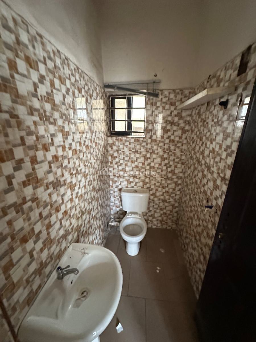 a Standard Self Contain Apartment in a Decent Neighborhood, Setraco Second Avenue, Gwarinpa, Abuja, Self Contain (single Rooms) for Rent