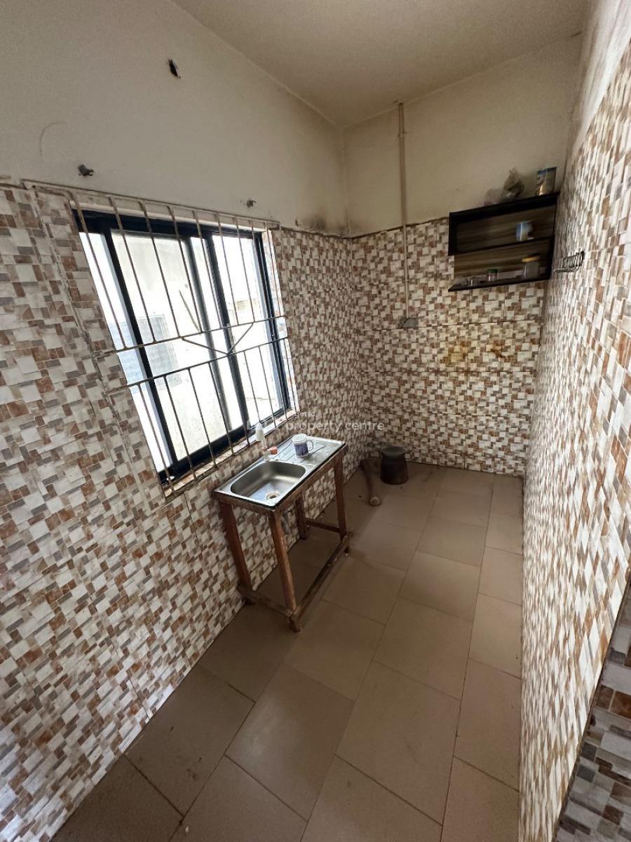 a Standard Self Contain Apartment in a Decent Neighborhood, Setraco Second Avenue, Gwarinpa, Abuja, Self Contain (single Rooms) for Rent