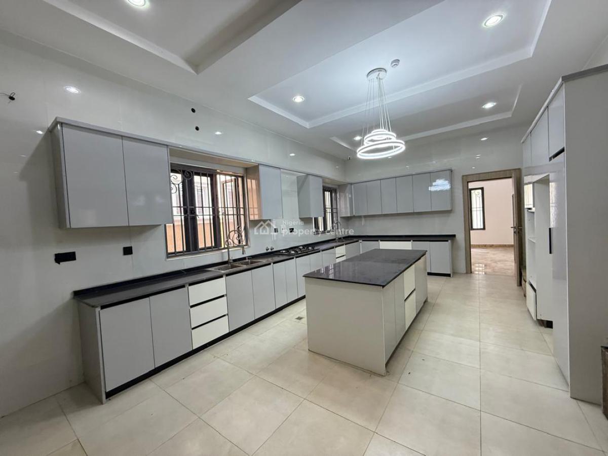 Luxury 7 Bedroom Mansion, Guzape District, Abuja, Detached Duplex for Sale