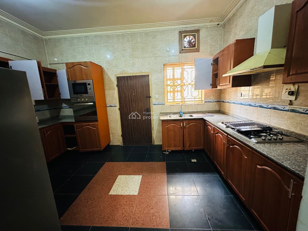 3 Bedroom Apartment with Bq, Maitama District, Abuja, House for Rent