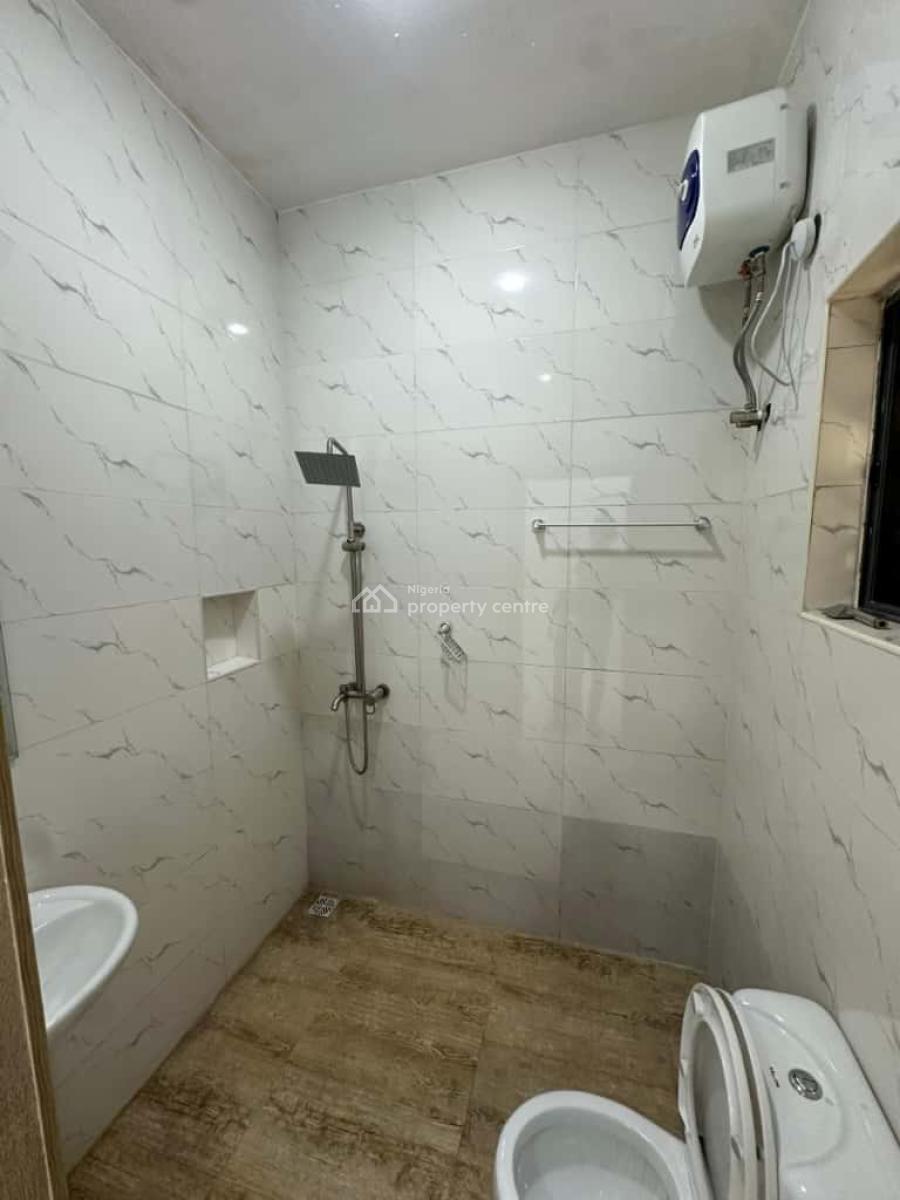 Fully Serviced 4 Bedroom with Bq, Ologolo, Lekki Phase 1, Lekki, Lagos, Semi-detached Duplex for Rent