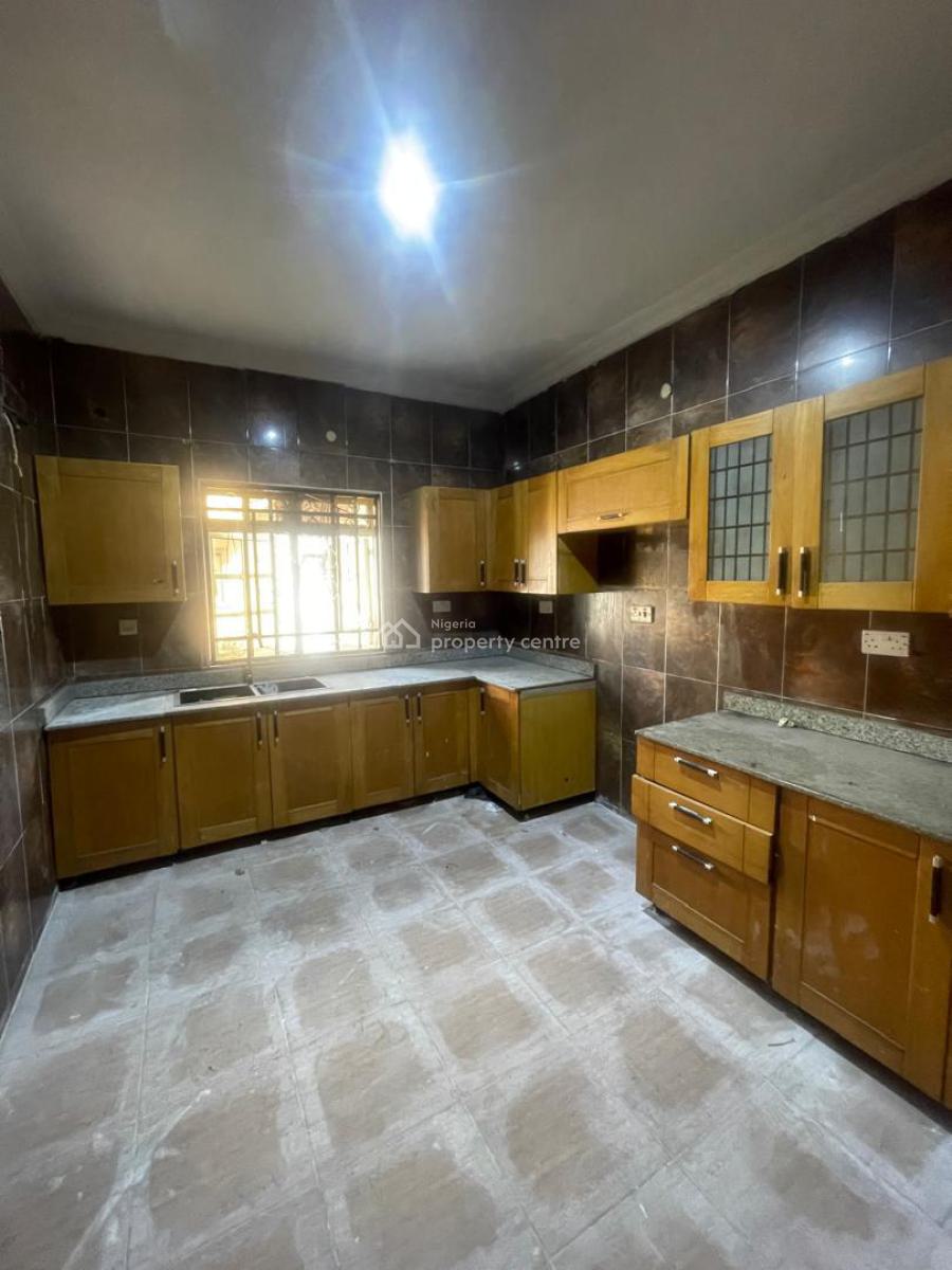 3 Bedroom Apartment, Lekki Phase 1, Lekki, Lagos, Flat / Apartment for Rent