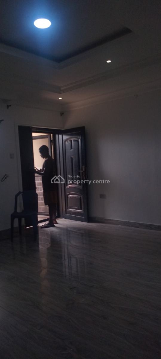 Now Available, Off Mobil Road, Ilaje, Ajah, Lagos, Flat / Apartment for Rent