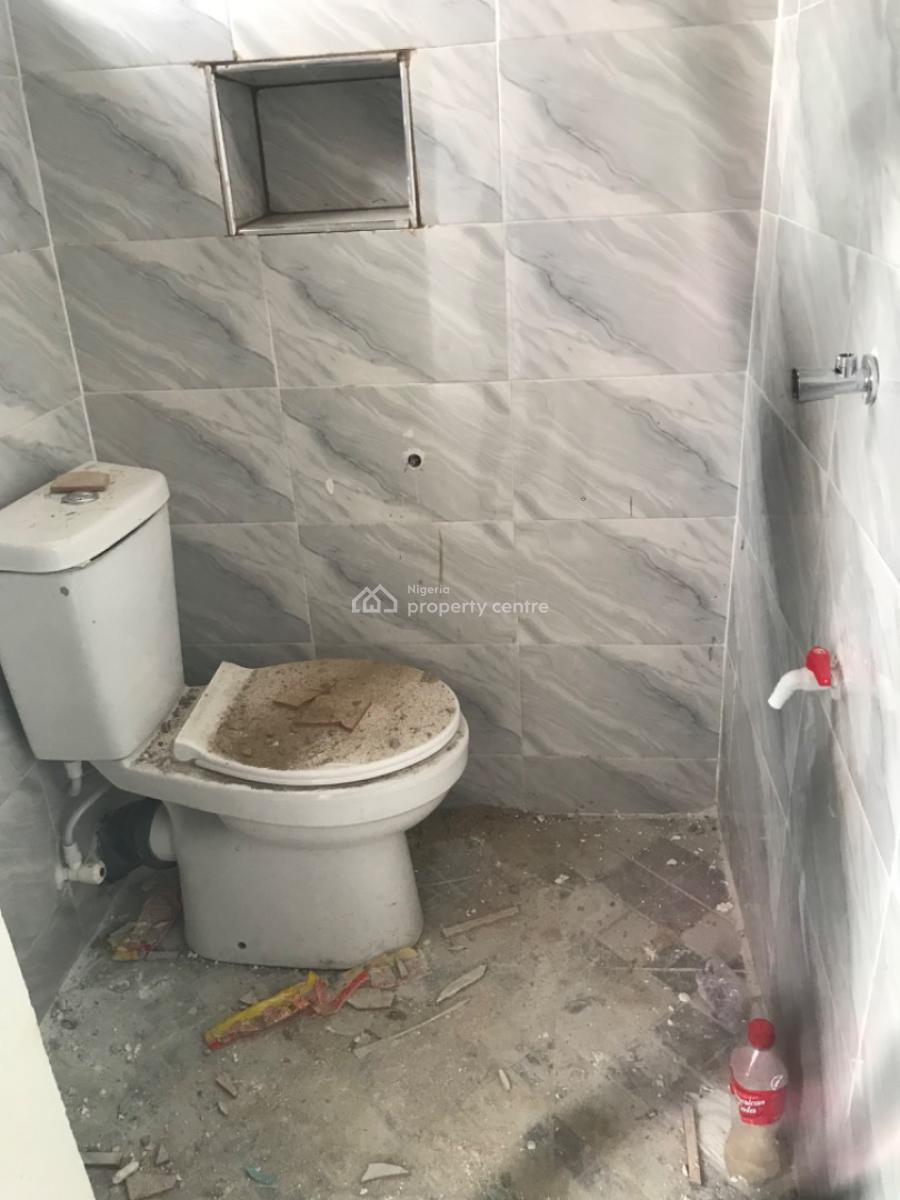 Mini Flat, Yaba, Lagos, Mini Flat (room and Parlour) for Rent