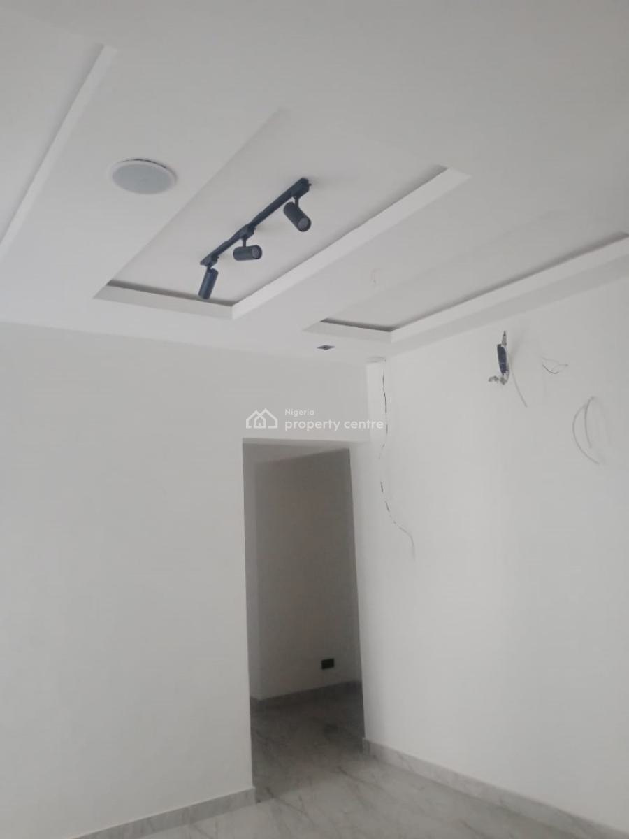 Clean 4 Bedroom Semi Detached Duplex with Bq, Lekki Right Hand Side, Lekki Phase 1, Lekki, Lagos, House for Rent