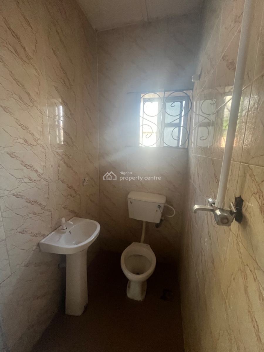 2 Bedroom Flat, Wale Alimi Estate, Okun-ajah, Ajah, Lagos, Flat / Apartment for Rent