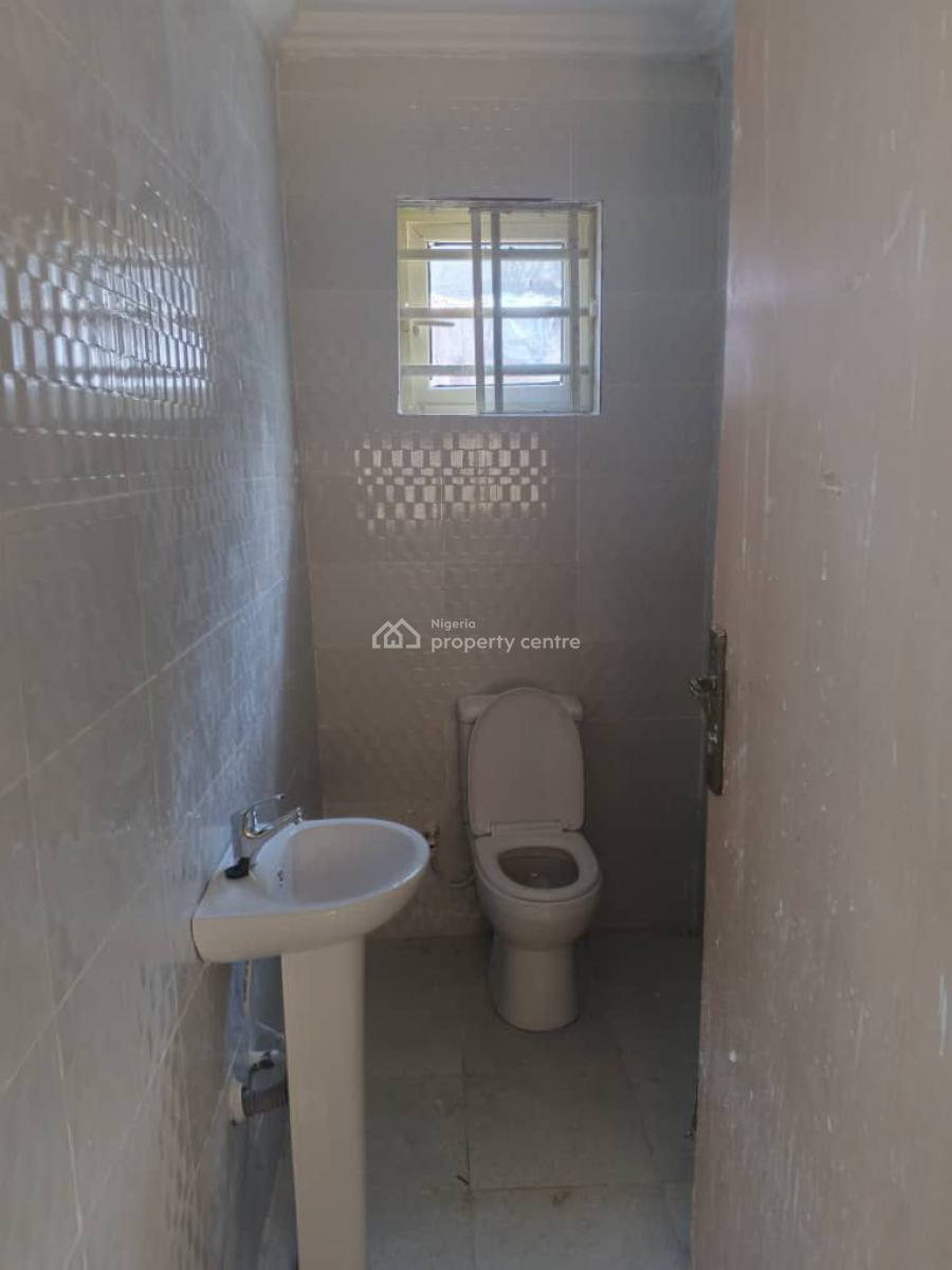 Nice 1 Bedroom Flat, Lekki Phase 1, Lekki, Lagos, Mini Flat (room and Parlour) for Rent