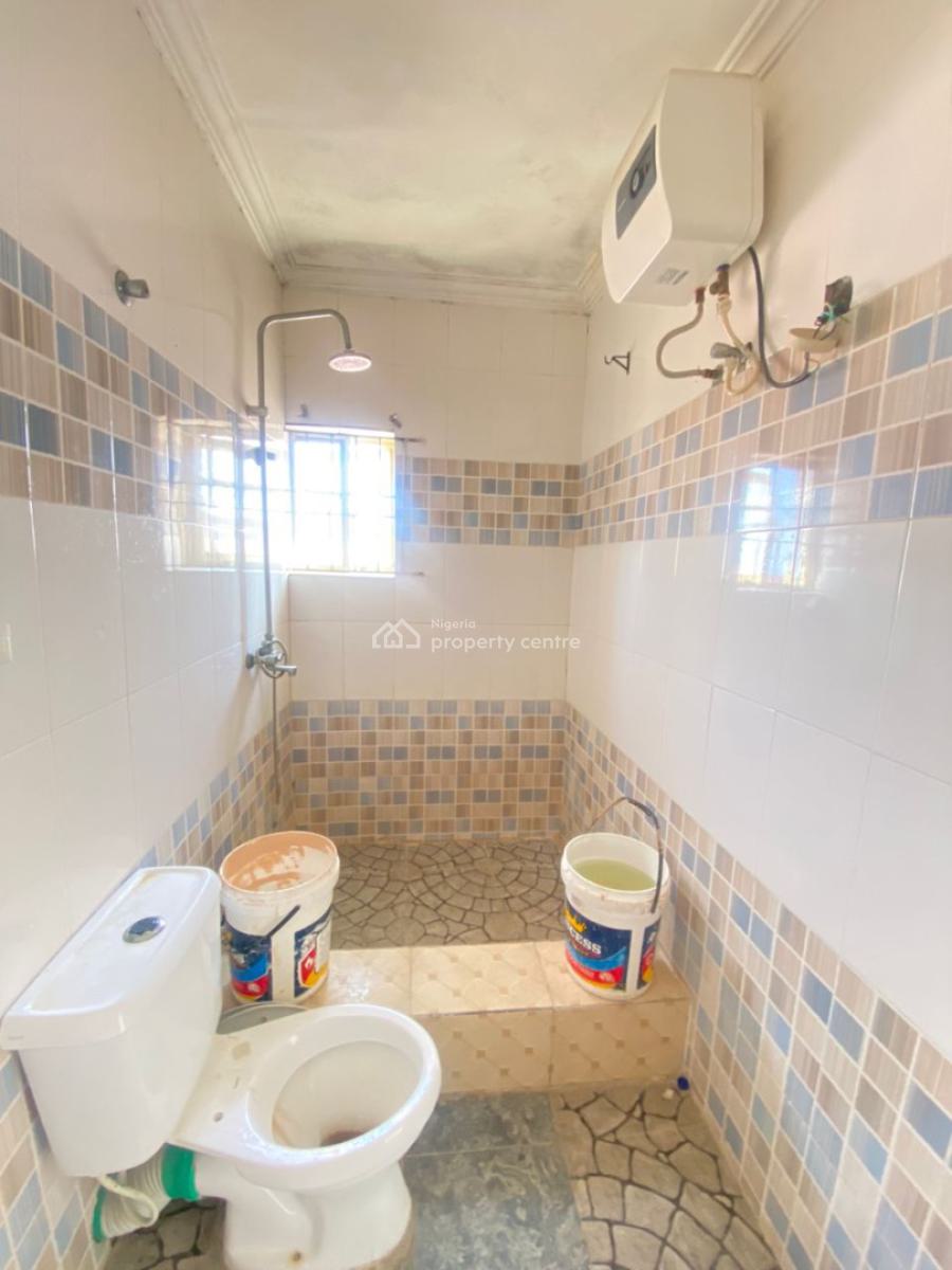 Neat 2 Bedroom Flat, Ilasan, Lekki, Lagos, Flat / Apartment for Rent