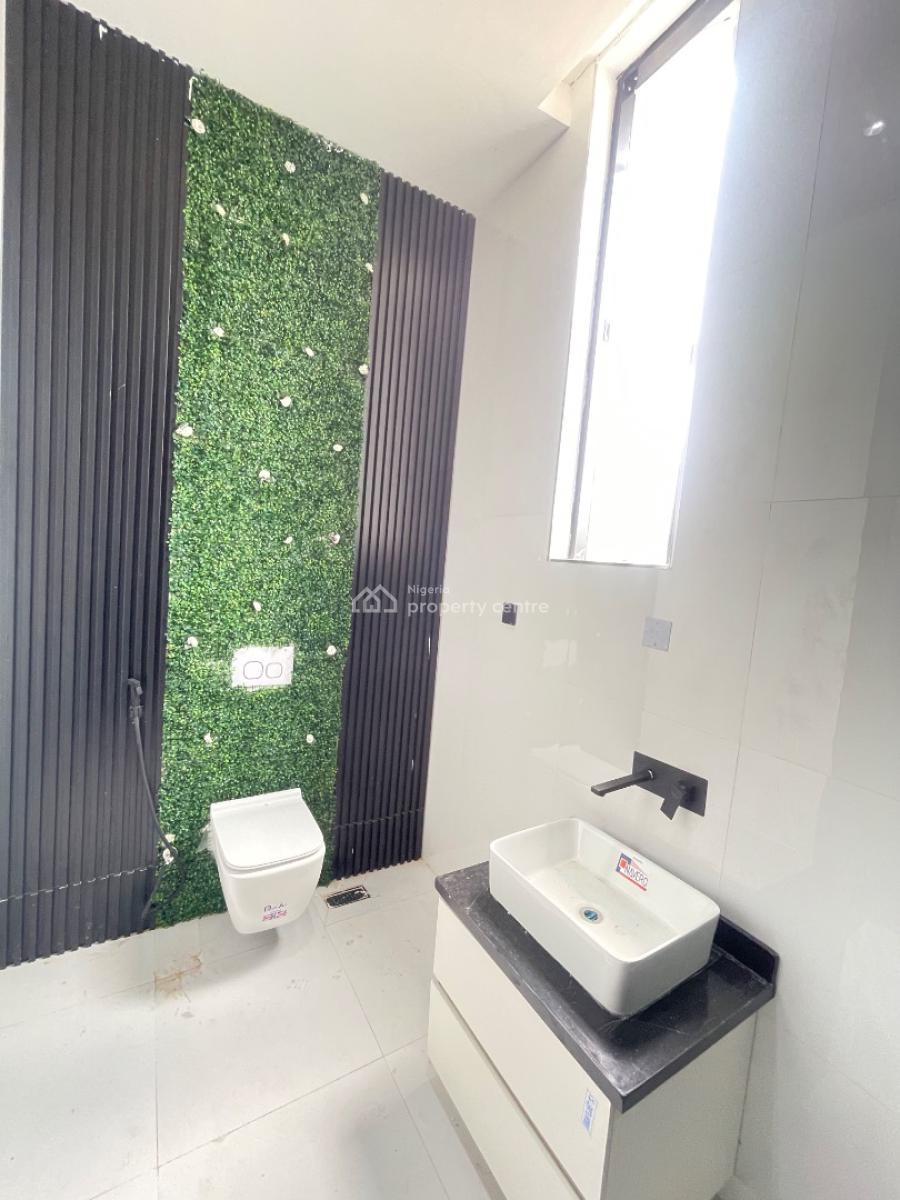 Beautifully Built 6 Bedroom Fully Detached Duplex with a Room Bq, Chevron, Lekki Phase 2, Lekki, Lagos, Detached Duplex for Sale