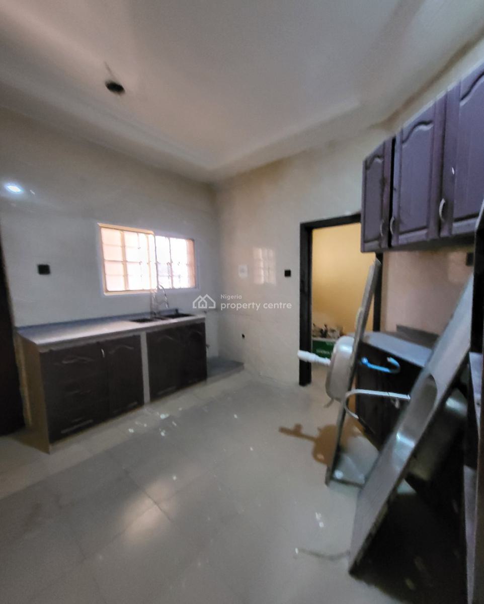 Luxurious Massive 3 Bedroom Flat, By American International School, Durumi, Abuja, Flat / Apartment for Rent