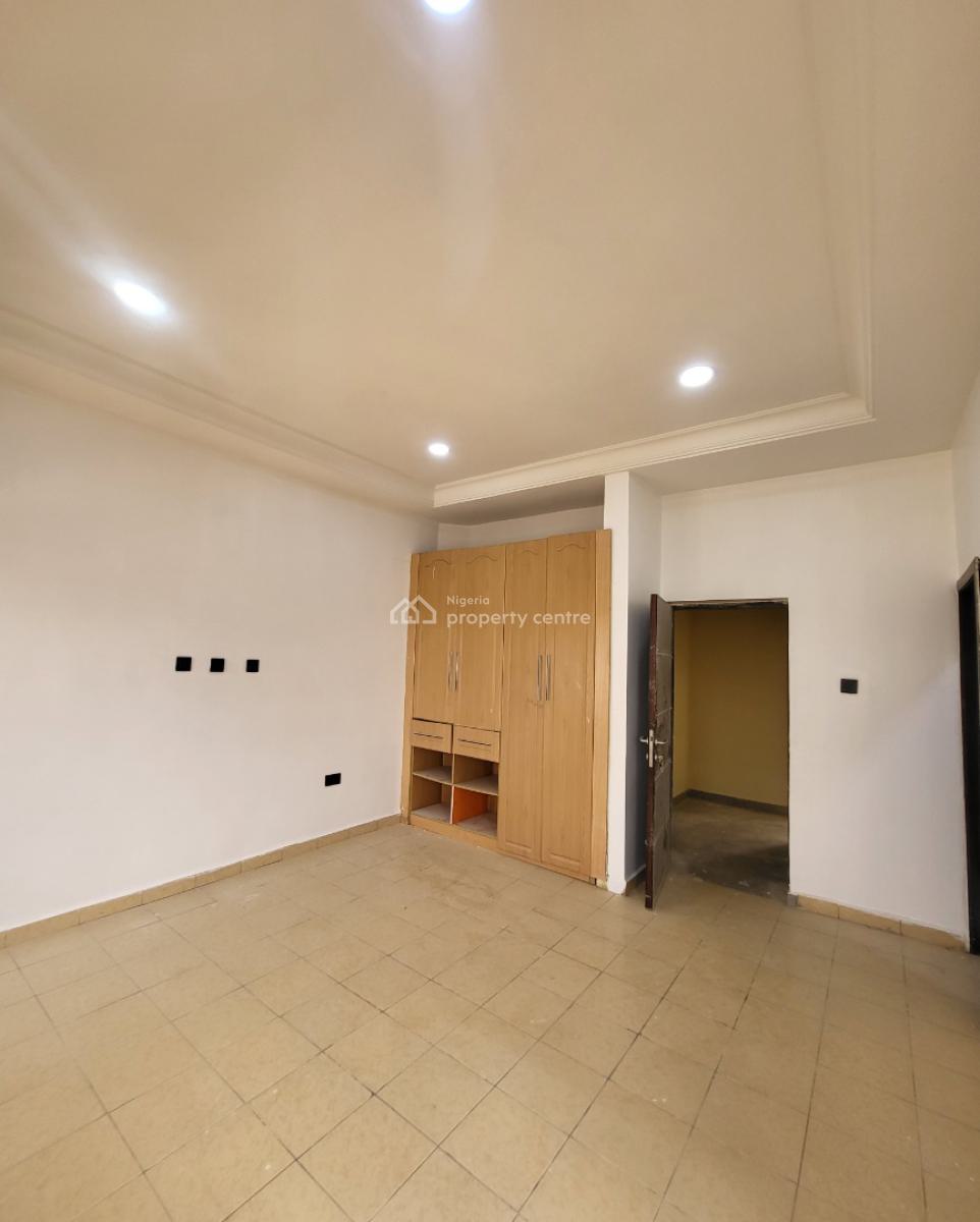 Luxurious Massive 3 Bedroom Flat, By American International School, Durumi, Abuja, Flat / Apartment for Rent