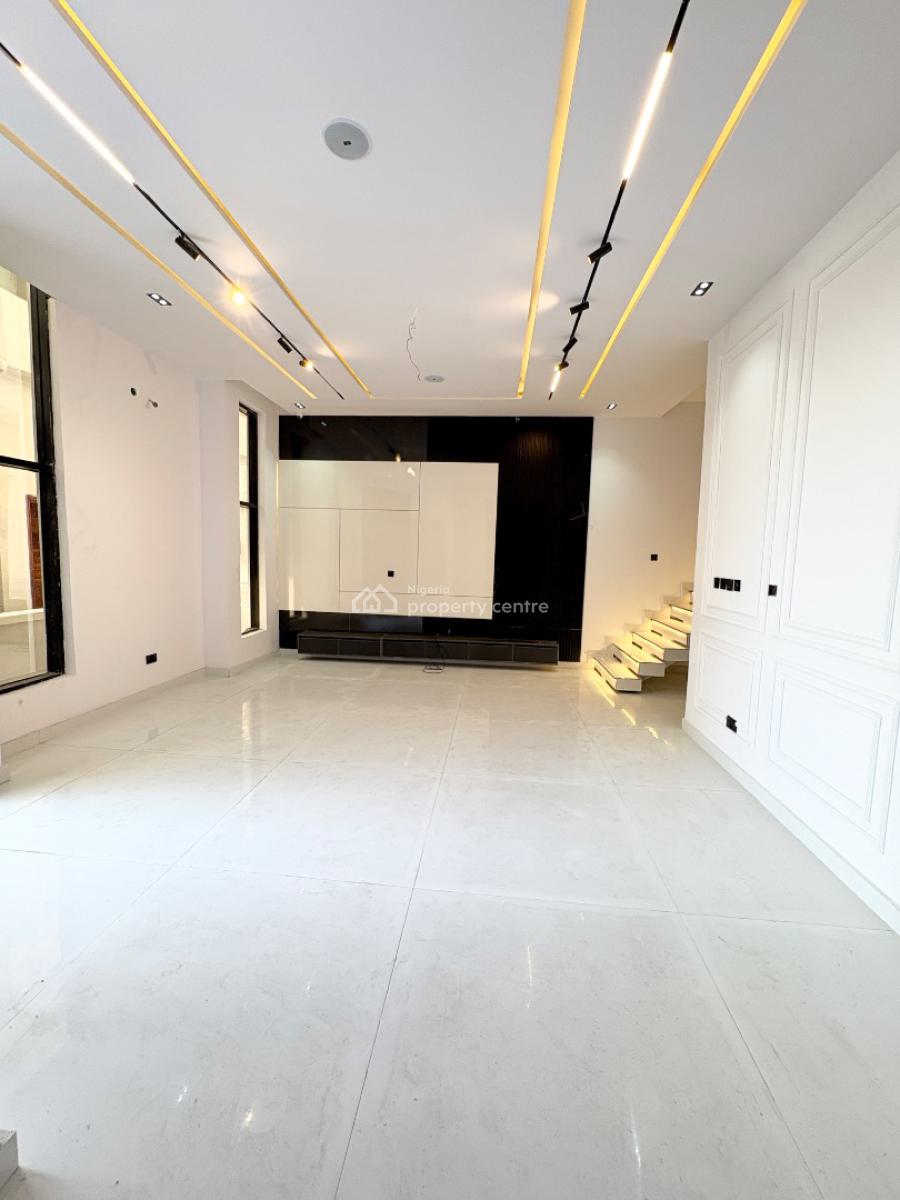 Well-built 4-bedroom Detached Duplex with Bq, Conservation, Lekki, Lagos, Semi-detached Duplex for Rent
