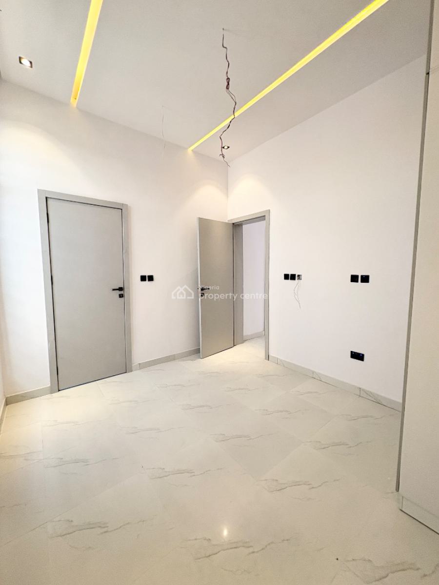 Well-built 4-bedroom Detached Duplex with Bq, Conservation, Lekki, Lagos, Semi-detached Duplex for Rent