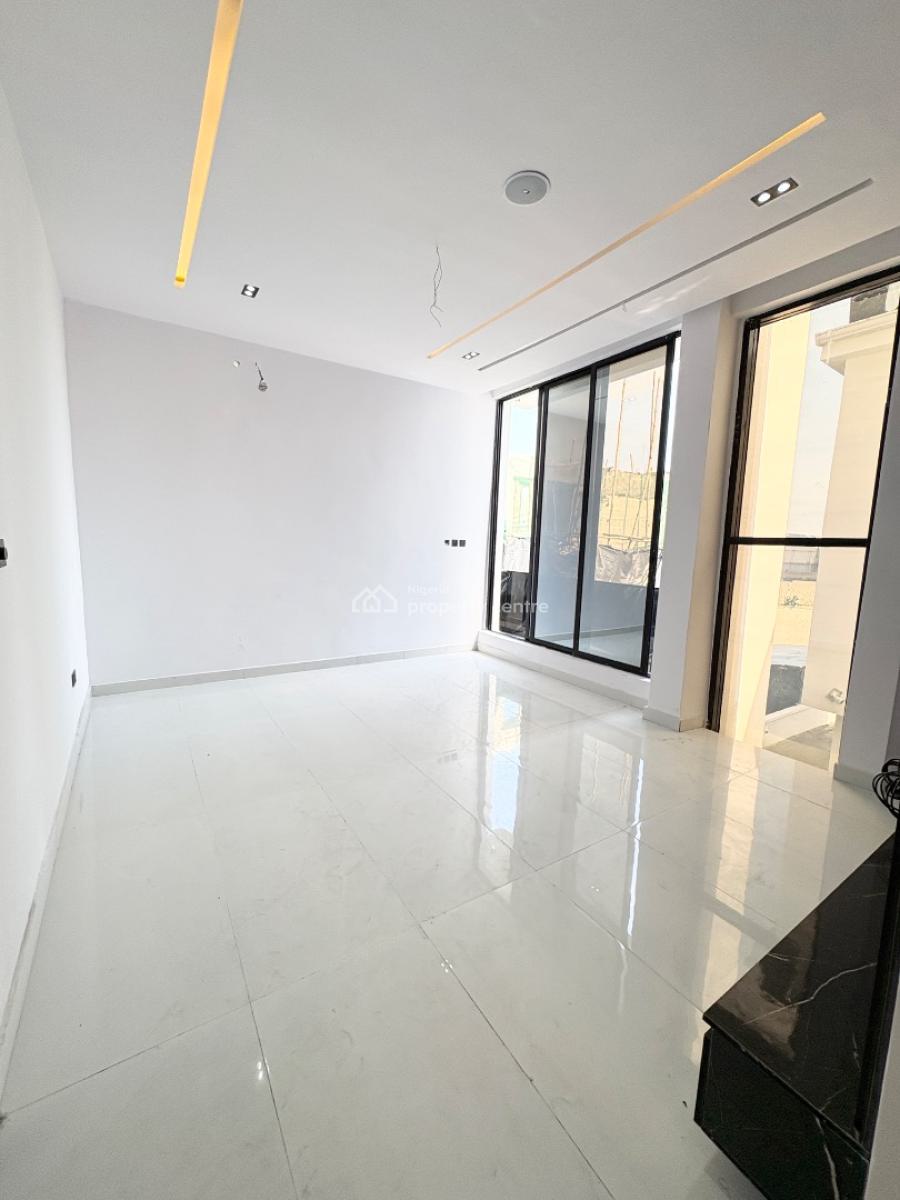 Well-built 4-bedroom Detached Duplex with Bq, Conservation, Lekki, Lagos, Semi-detached Duplex for Rent