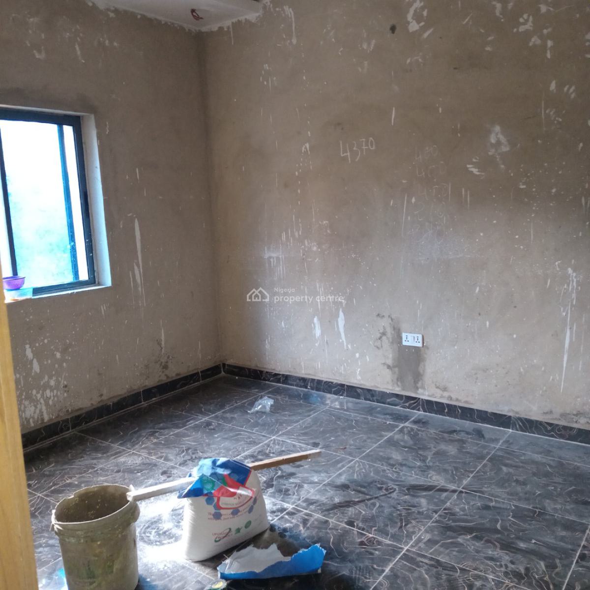 Mini Flat, Off Alagomeji, Yaba, Lagos, Flat / Apartment for Rent